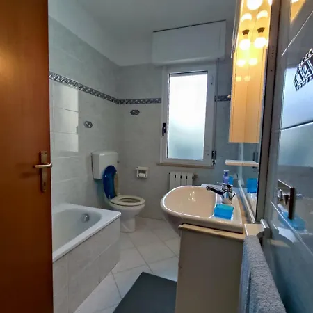 In Versilia * فياريجيو